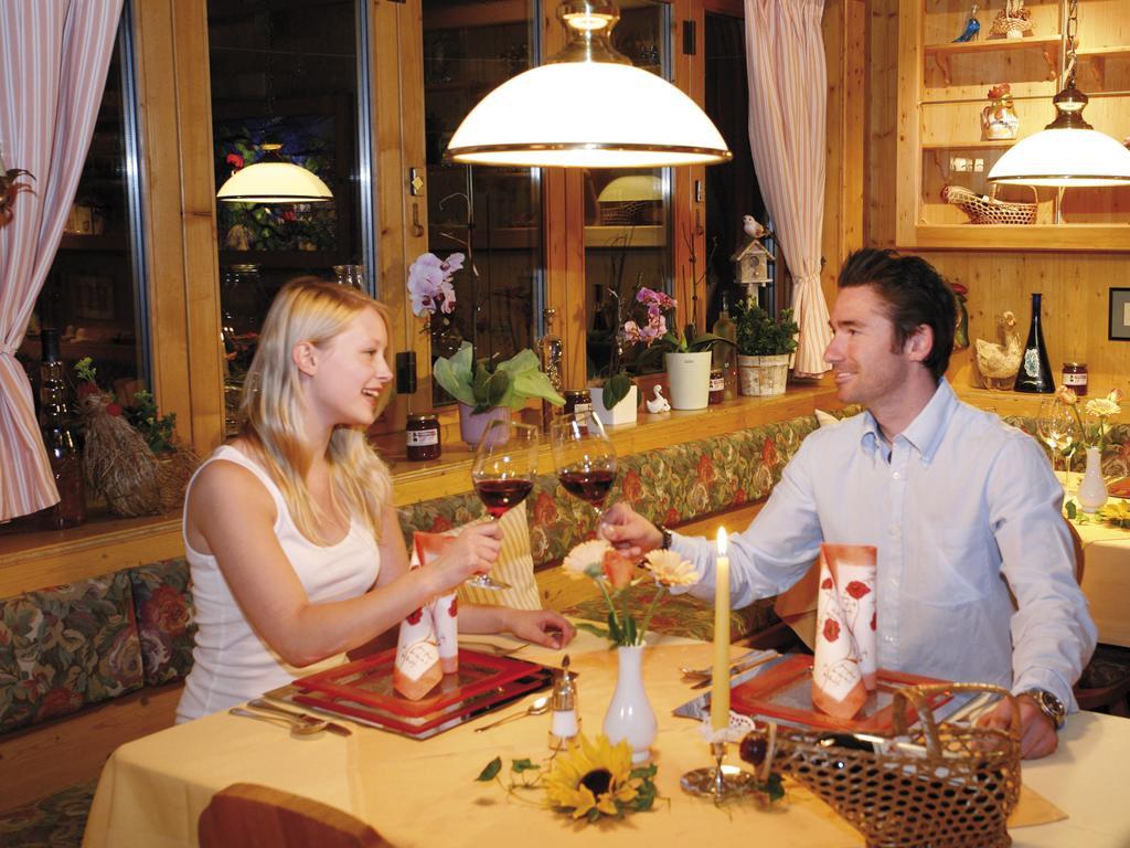 Hotel Diana Portschach am Worthersee Bagian luar foto