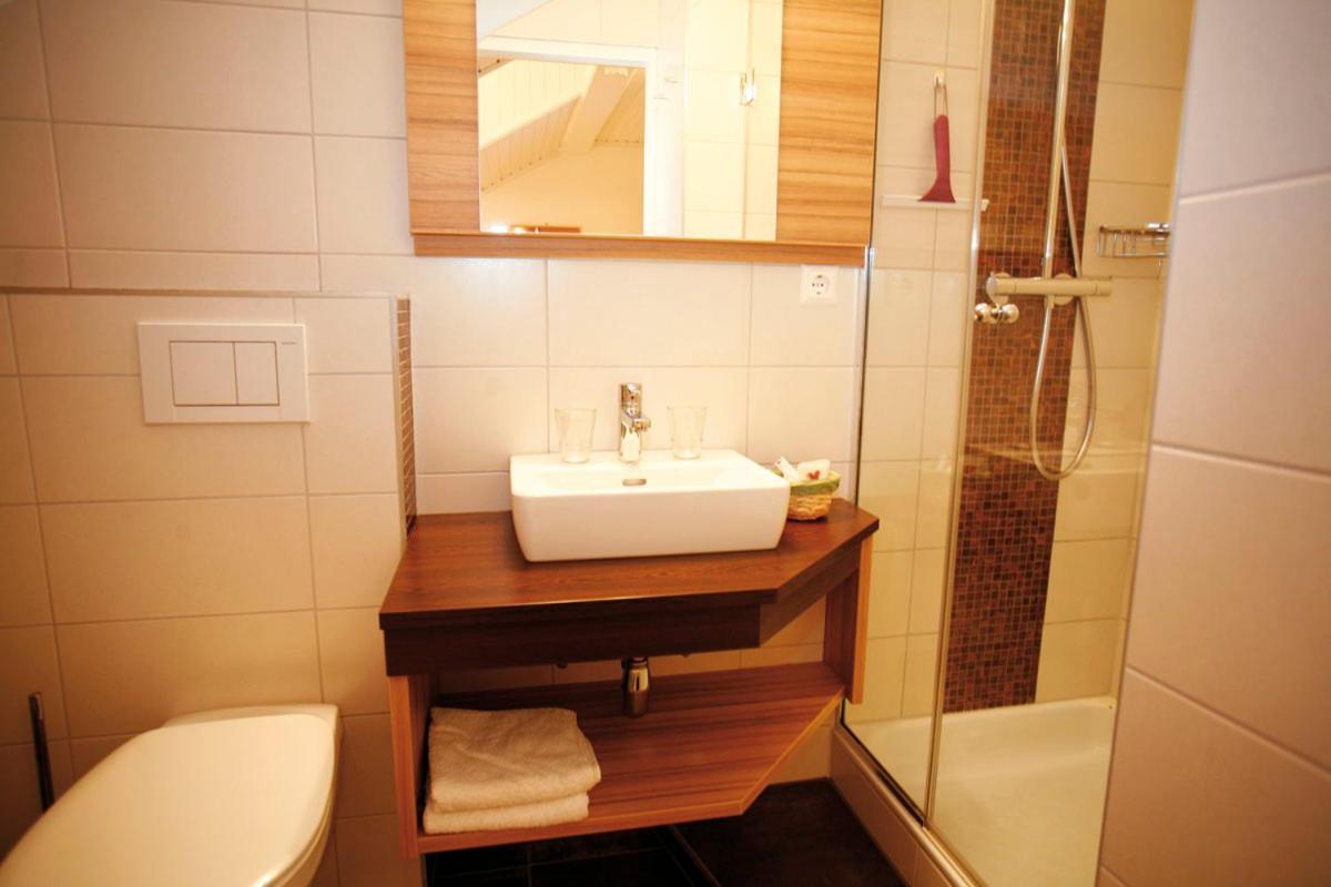Hotel Diana Portschach am Worthersee Bagian luar foto
