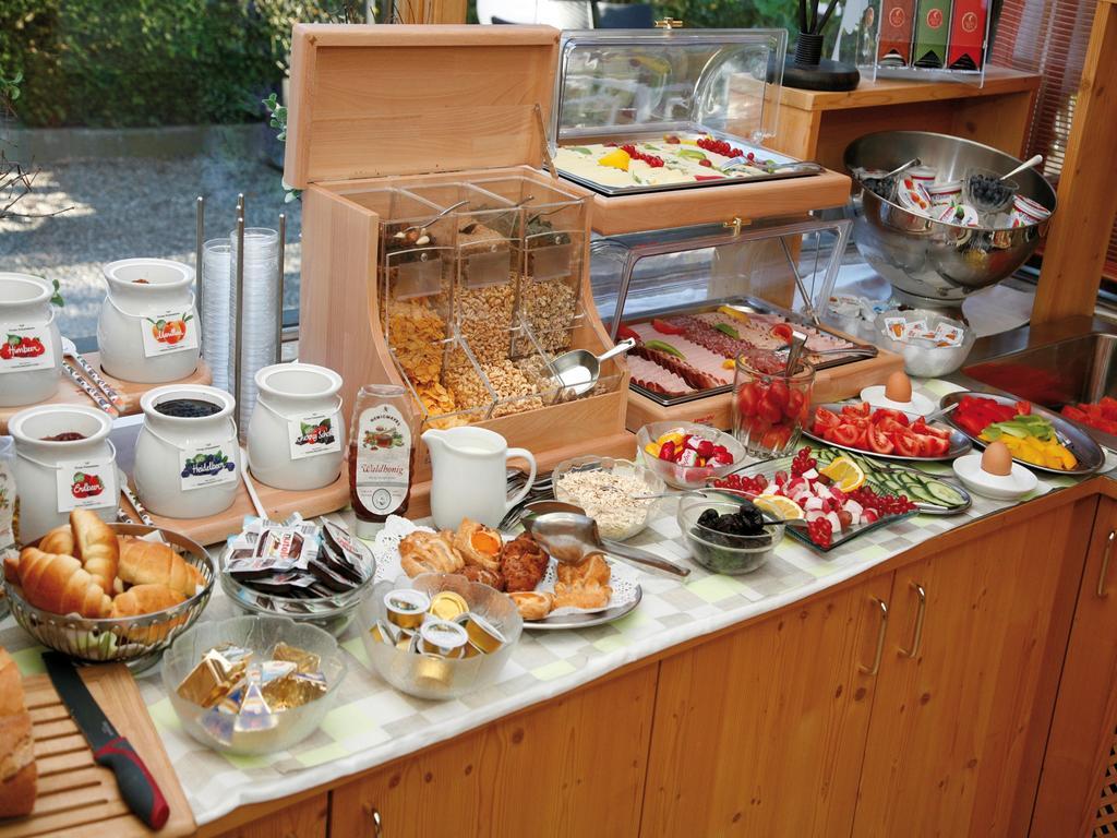Hotel Diana Portschach am Worthersee Bagian luar foto